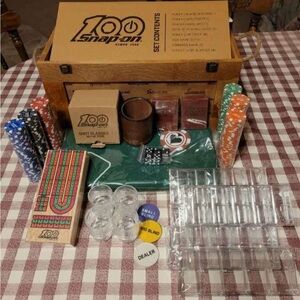 Snap-On Poker Set with Multicolor Chips